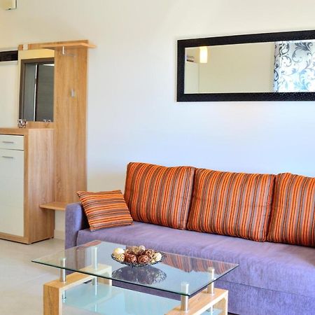 Apartment Domus Lauri Umag Exterior foto